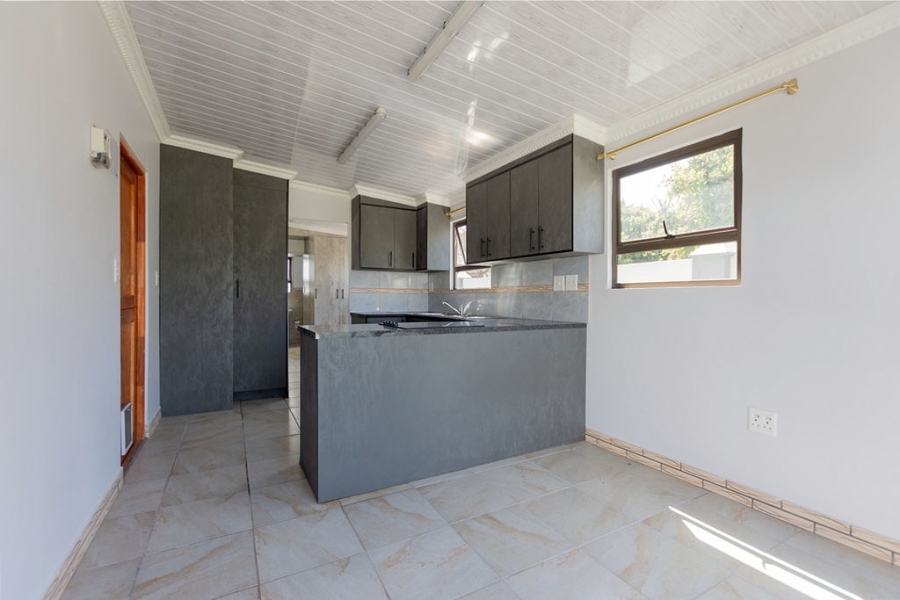 3 Bedroom Property for Sale in Country Club Western Cape